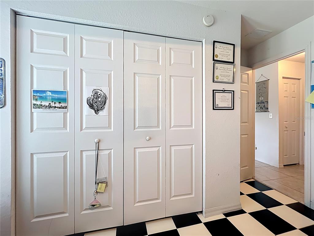22163 Southwest Edgewater Boulevard Dunnellon, FL 34431 - Photo 29 of 78 a view of a entryway with wooden floor