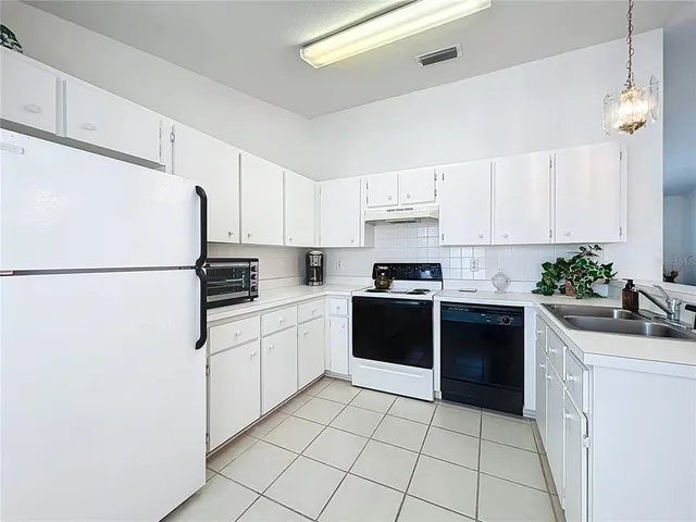 $595,000 | 22163 Southwest Edgewater Boulevard, Dunnellon, FL 34431