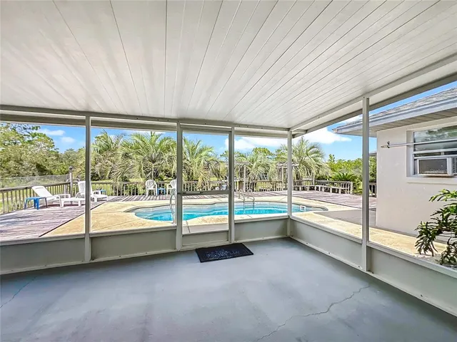 $595,000 | 22163 Southwest Edgewater Boulevard, Dunnellon, FL 34431