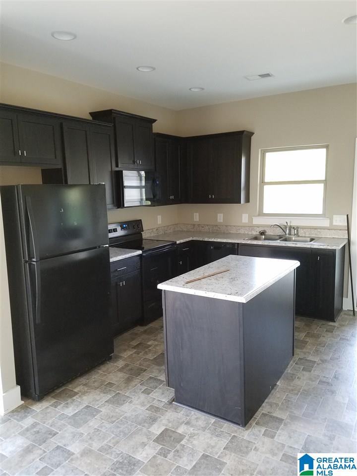 895 Maple Trace Odenville, AL 35120 - Photo 4 of 12