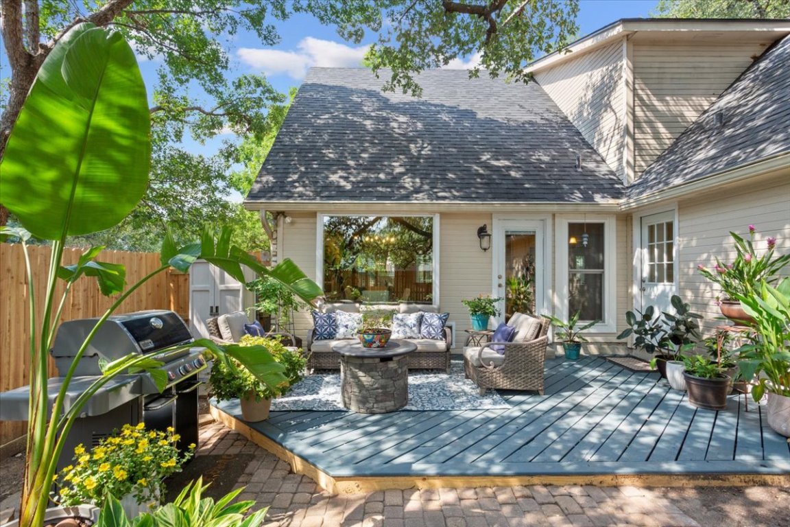 2217 Stagecoach Trail Temple, TX 76502 - Photo 34 of 39 a view of house with yard and furniture