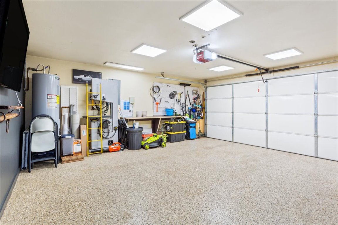 2217 Stagecoach Trail Temple, TX 76502 - Photo 39 of 39 a view of a garage with gym equipment