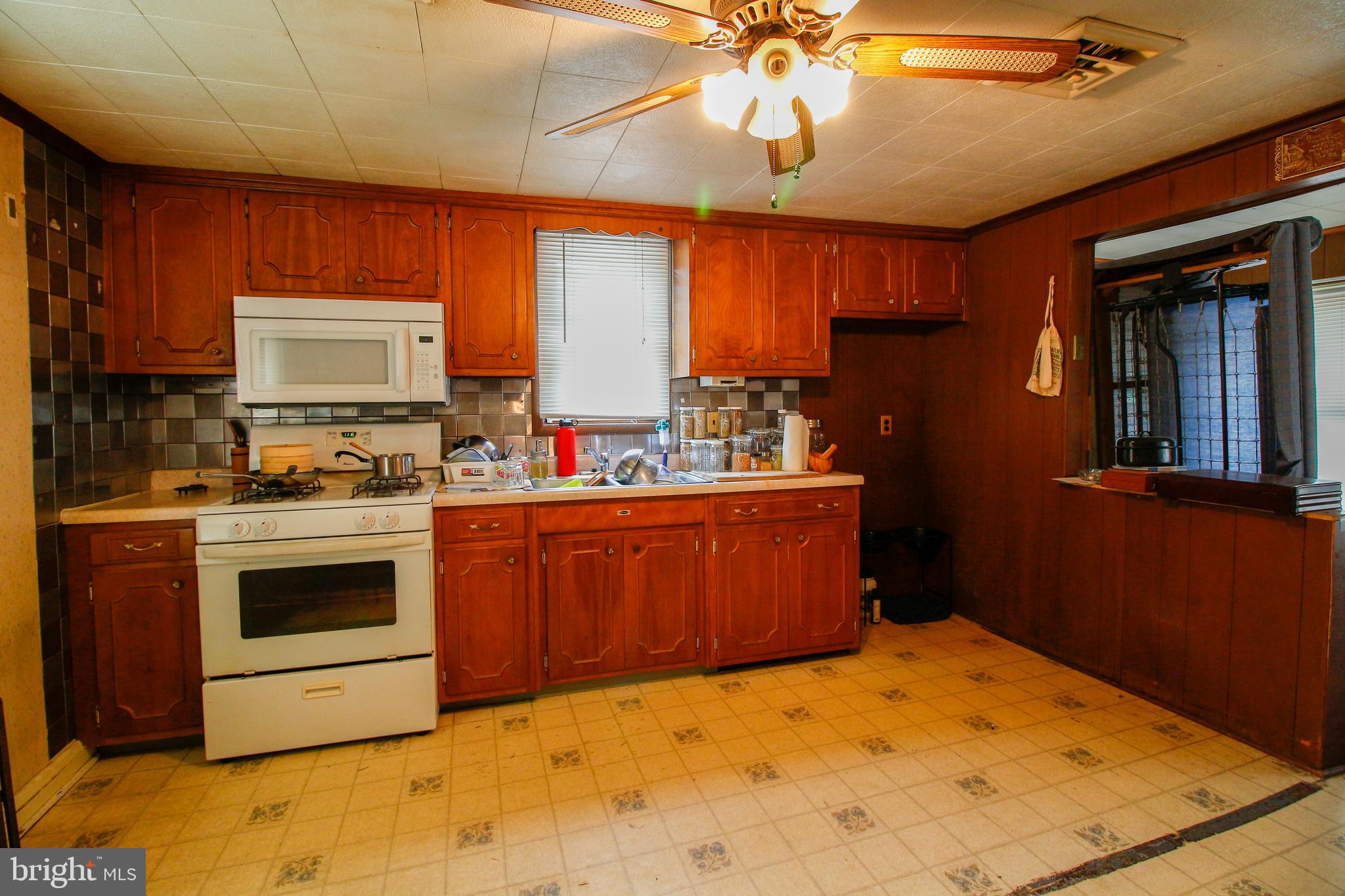8713 Eddington Road Baltimore, MD 21234 - Photo 8 of 29 Gallery Image 8