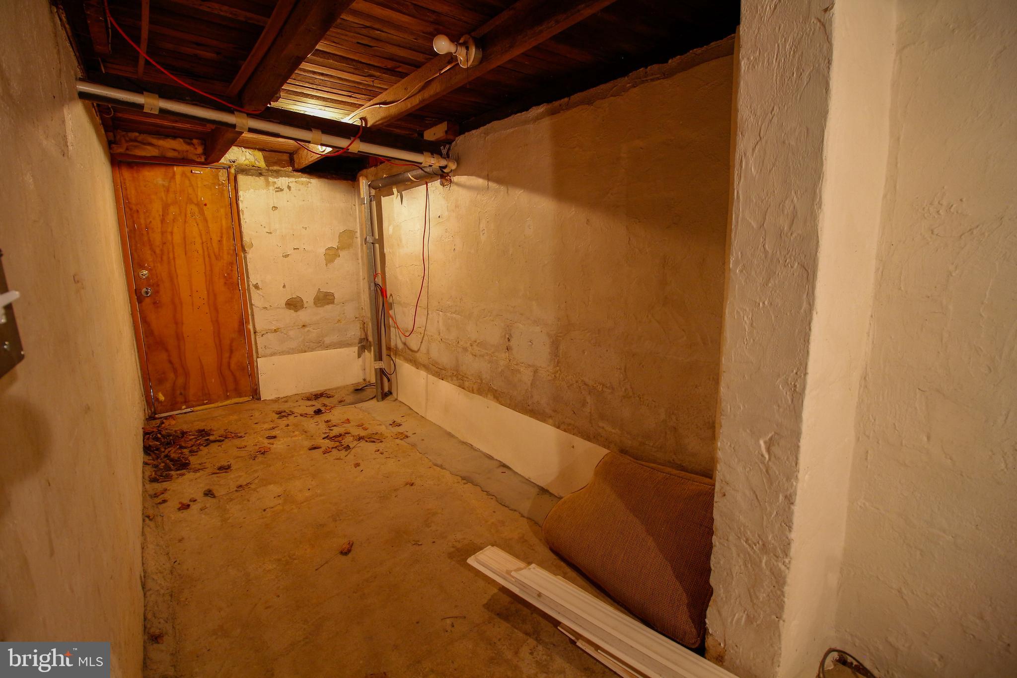 8713 Eddington Road Baltimore, MD 21234 - Photo 10 of 29 Gallery Image 10