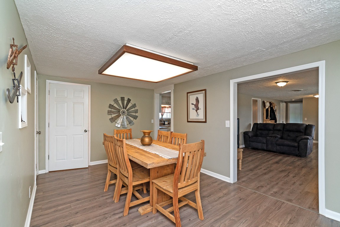 425 Keysburg Road Adams, TN 37010 - Photo 12 of 45 a dining room with furniture and window