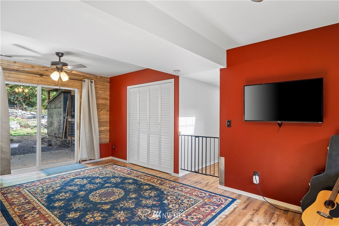 5811 Southeast Sedgwick Road Port Orchard, WA 98366 - Photo 19 of 28 Gallery Image 19