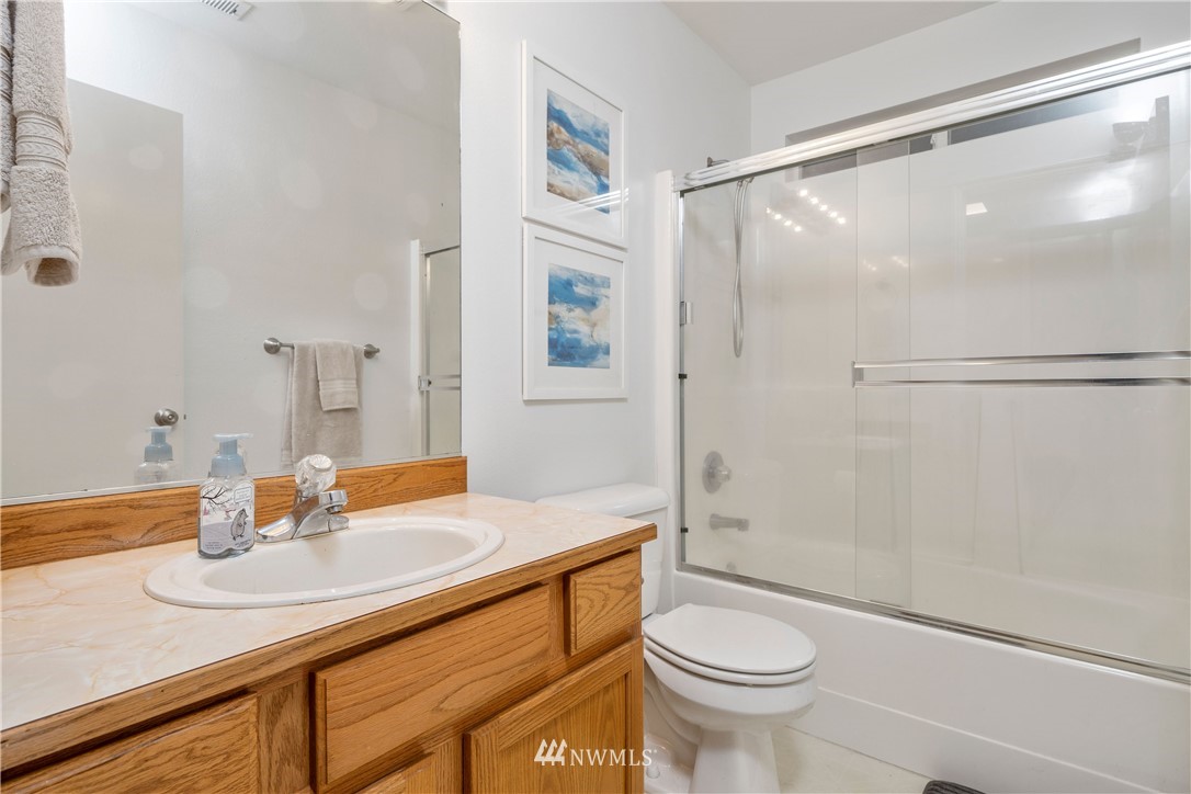 5811 Southeast Sedgwick Road Port Orchard, WA 98366 - Photo 21 of 28 Gallery Image 21