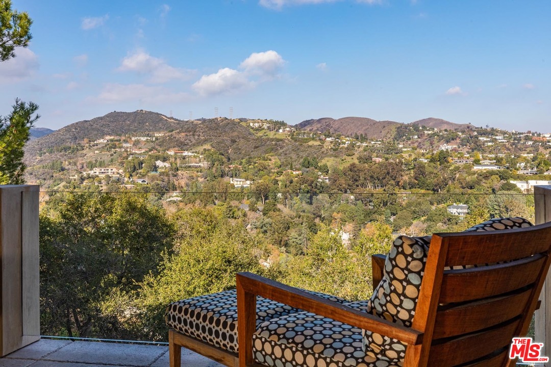 1870 Mango Way Los Angeles, CA 90049 - Photo 23 of 28 a view of city with wooden stairs
