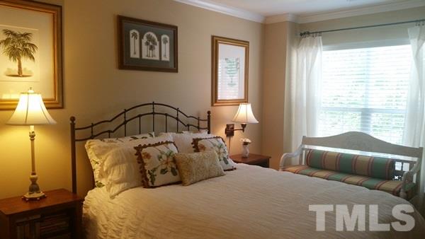 5435 Brandy Bay Road Raleigh, NC 27613 - Photo 17 of 25 Custom Paint, blinds, crown molding, carpet