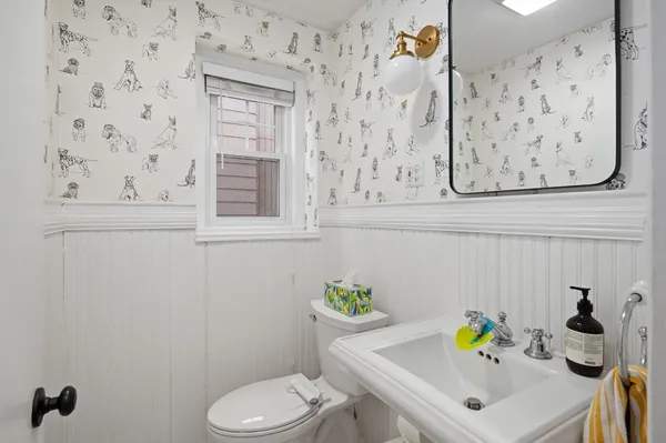 $3,900 | 32 Charles Street, Wakefield, MA 01880