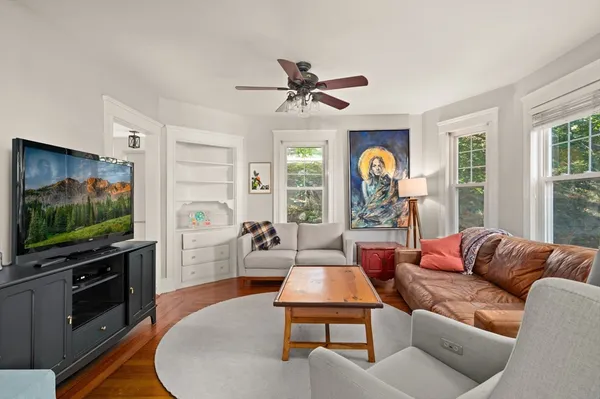 $3,900 | 32 Charles Street, Wakefield, MA 01880