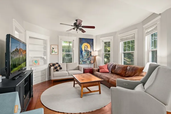 $3,900 | 32 Charles Street, Wakefield, MA 01880