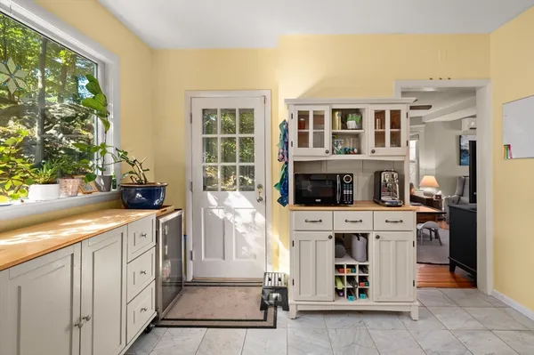 $3,900 | 32 Charles Street, Wakefield, MA 01880