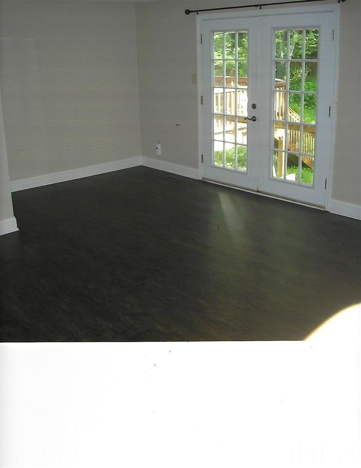 7332 Shellburne Drive Raleigh, NC 27612 - Photo 4 of 5