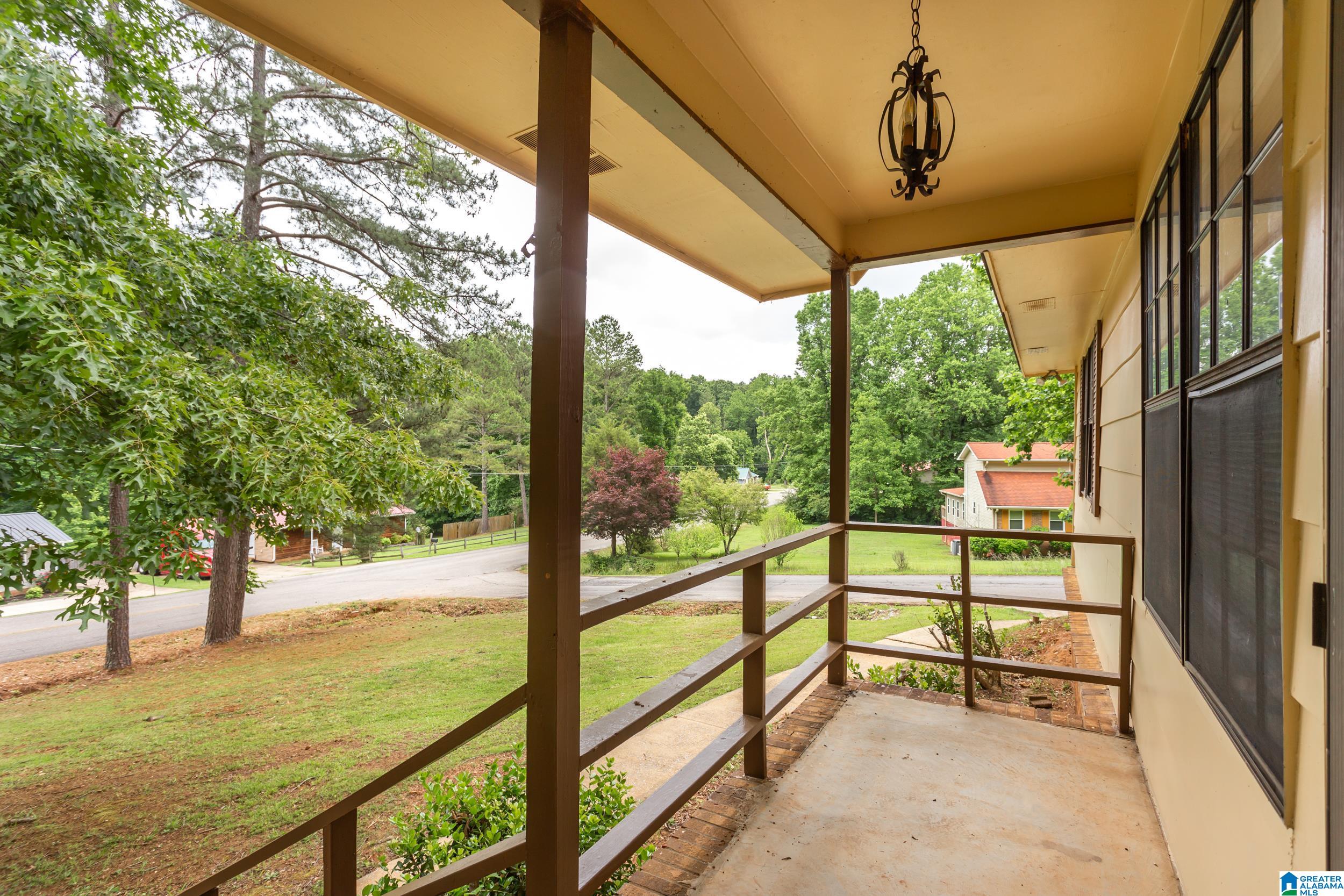 514 West 64th Street Anniston, AL 36206 - Photo 3 of 33