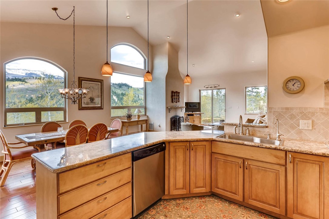 567 Blue Ridge Road Silverthorne, CO 80498 - Photo 5 of 24 Gallery Image 5