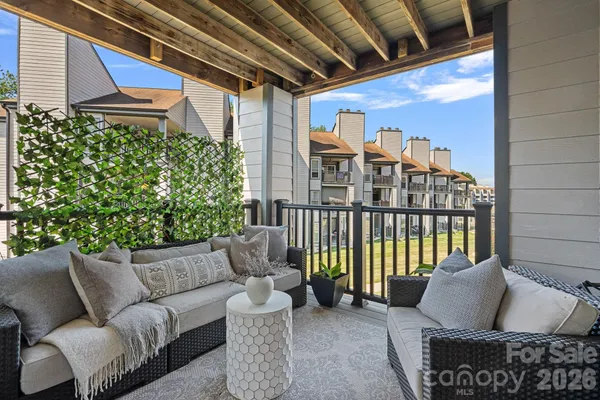 $400,000 | 18845 Vineyard Point Lane, Cornelius, NC 28031