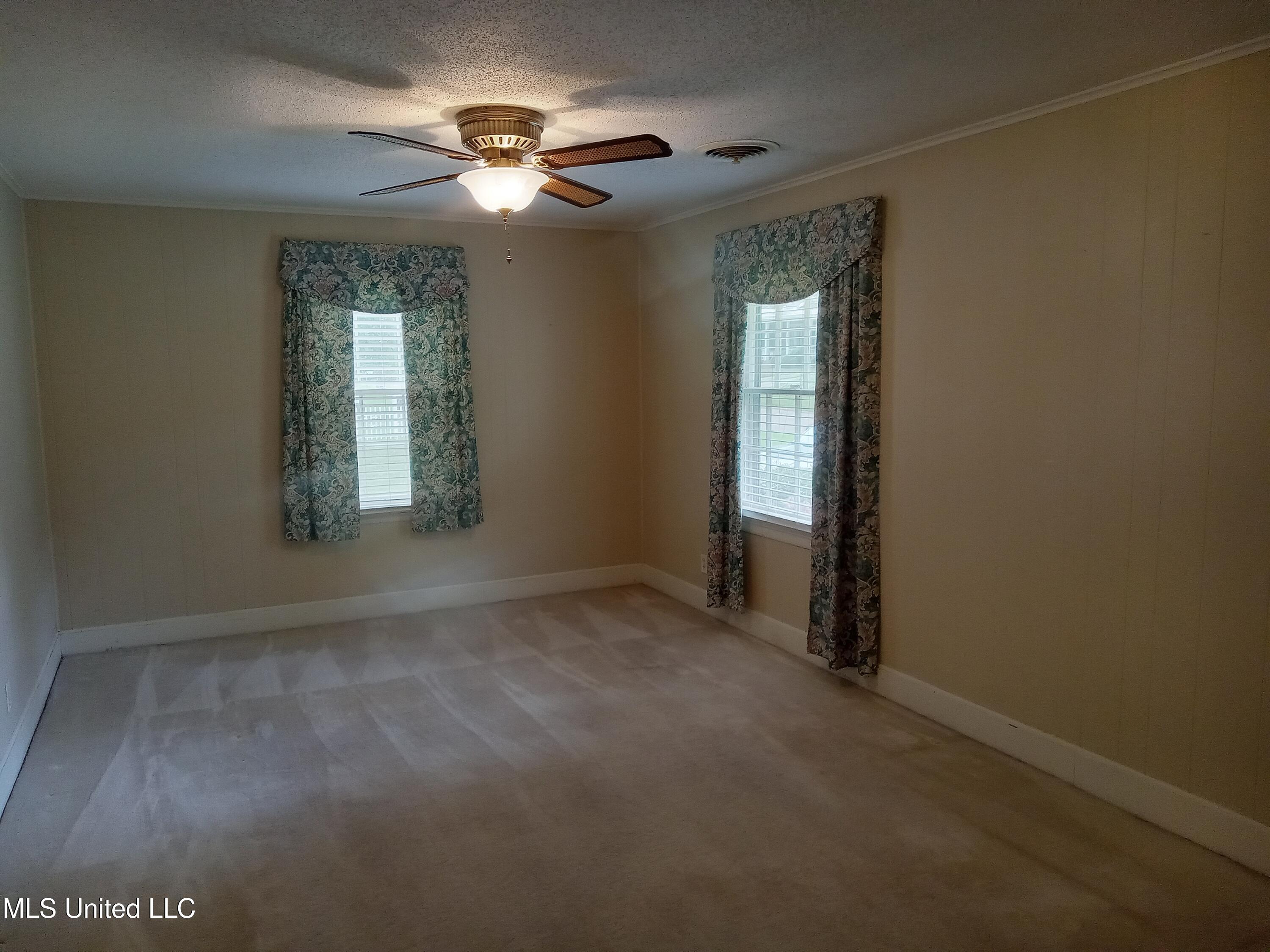 207 West Percy Street Indianola, MS 38751 - Photo 26 of 40 20250509_144957