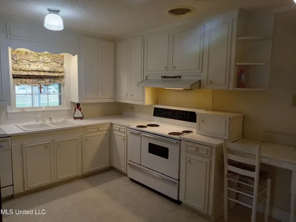 $145,000 | 207 West Percy Street, Indianola, MS 38751