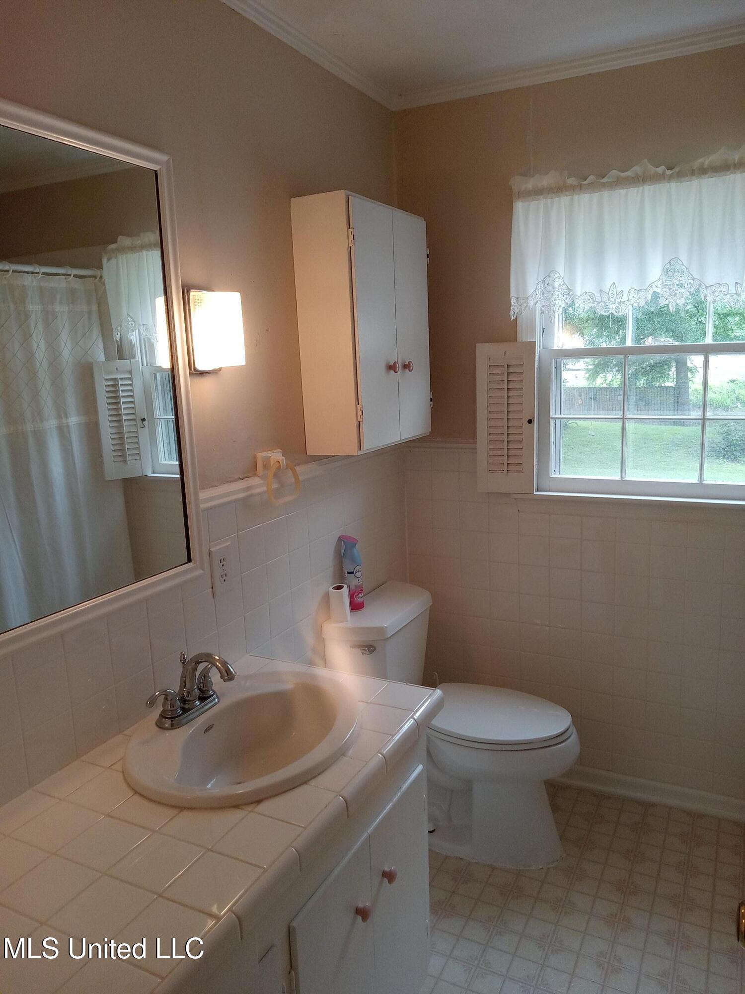 207 West Percy Street Indianola, MS 38751 - Photo 38 of 40 20250509_145423