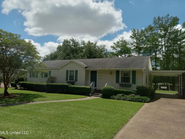 $145,000 | 207 West Percy Street, Indianola, MS 38751
