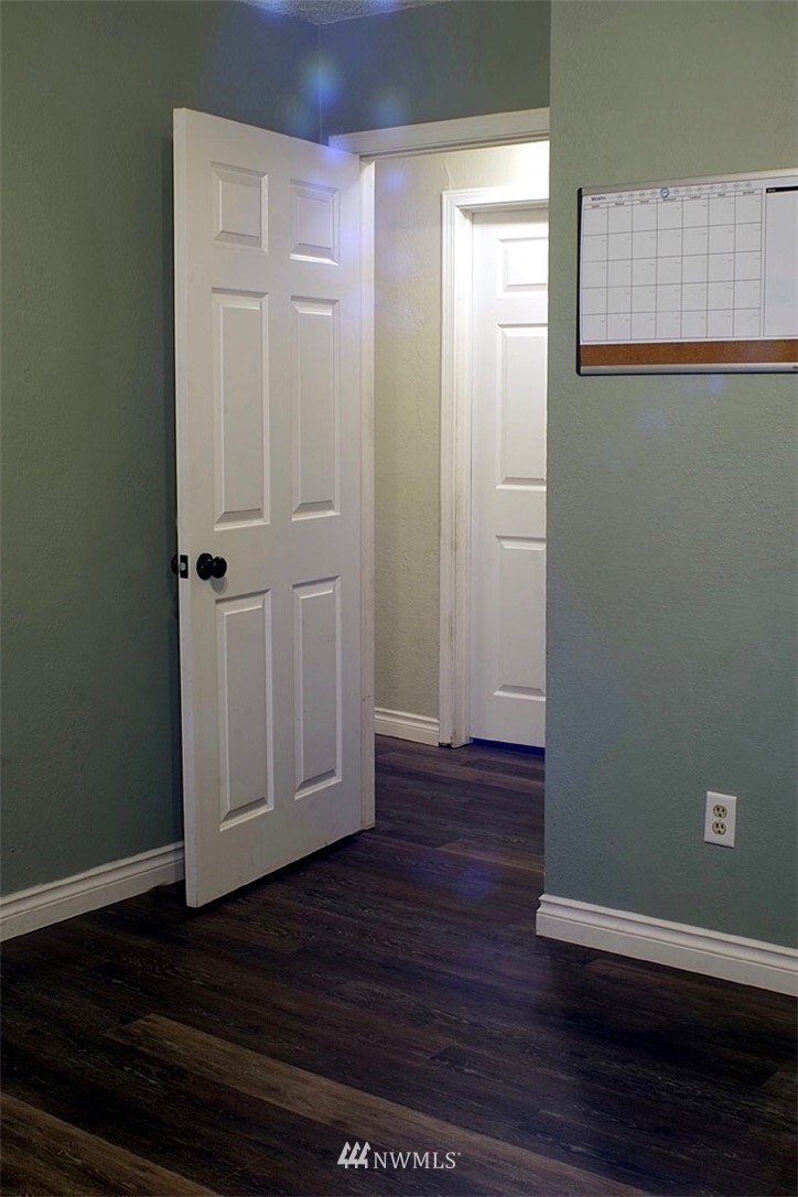 313 East 28th Street Bremerton, WA 98310 - Photo 12 of 22
