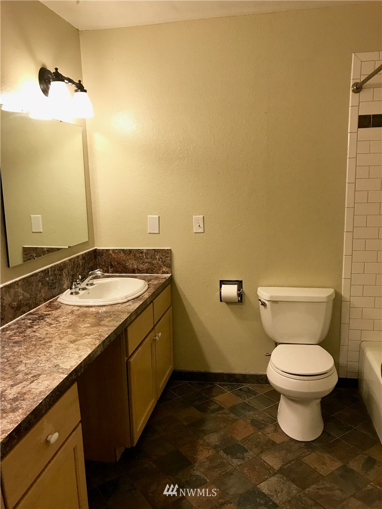 313 East 28th Street Bremerton, WA 98310 - Photo 13 of 22