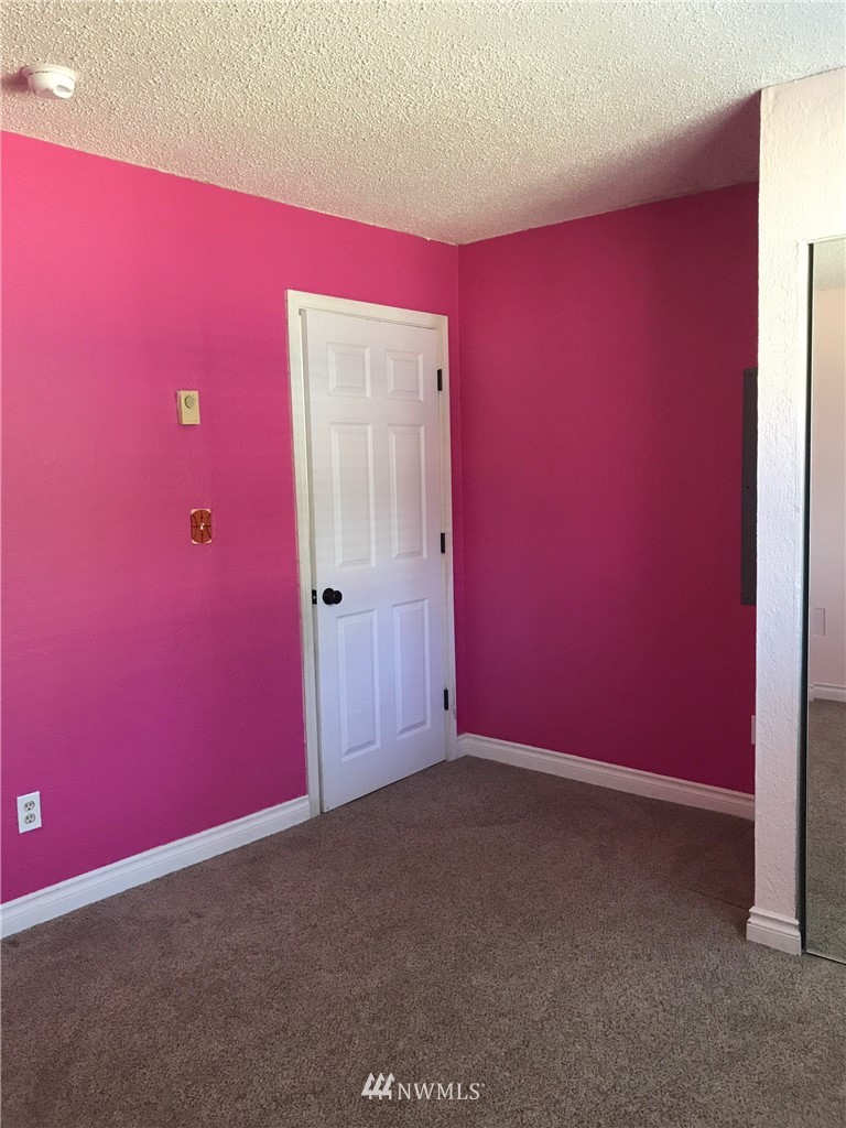 313 East 28th Street Bremerton, WA 98310 - Photo 15 of 22