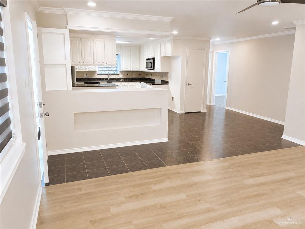 2401 South Jackson Road, Unit 18 Pharr, TX 78577 - Photo 2 of 13 Gallery Image 2
