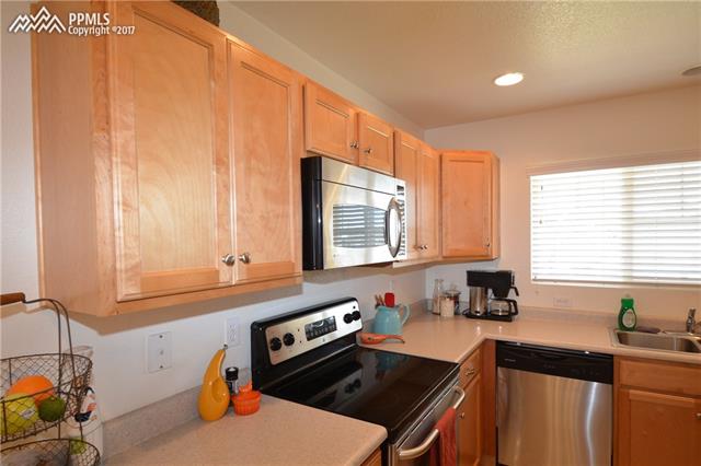4654 Fish Hawk Point Colorado Springs, CO 80922 - Photo 5 of 29