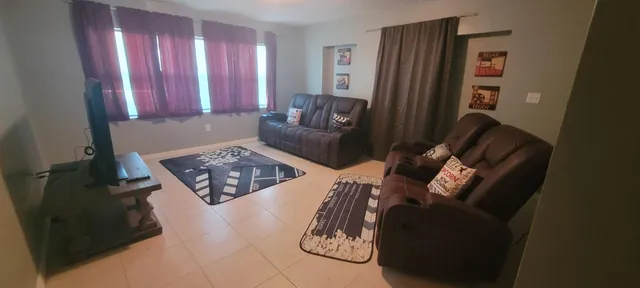 $900 | 2301 Juanita Avenue, Unit 5, Fort Pierce, FL 34946