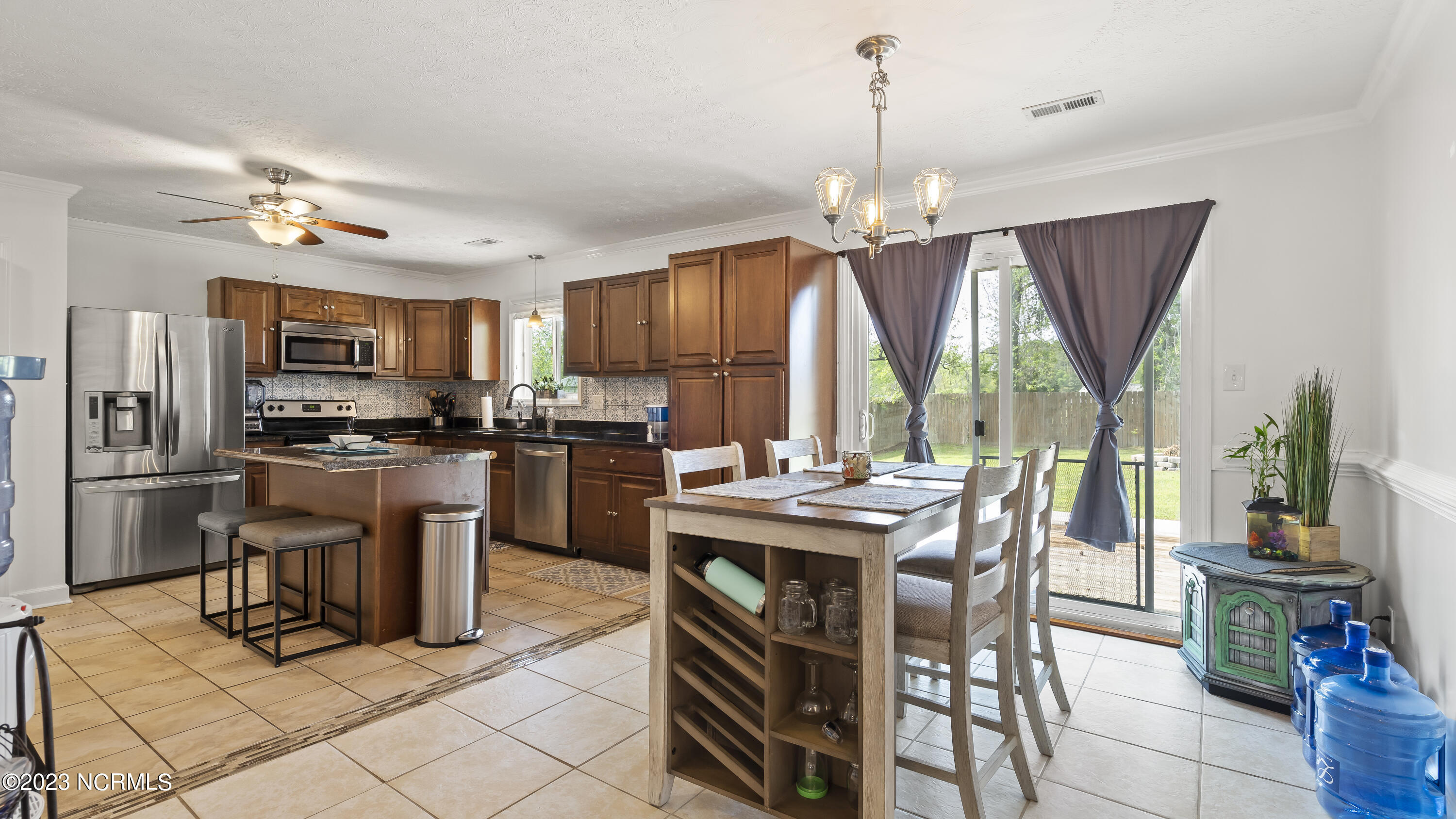 2513 Country Club Road Jacksonville, NC 28546 - Photo 12 of 29 12