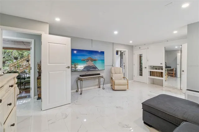 a view of a livingroom with furniture