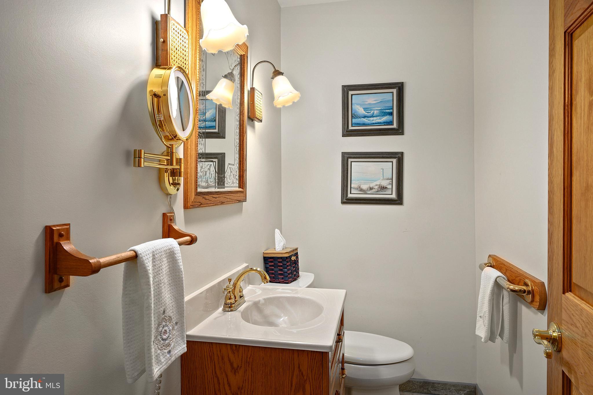 294 Riverside Drive Pasadena, MD 21122 - Photo 36 of 66 Half Bathroom