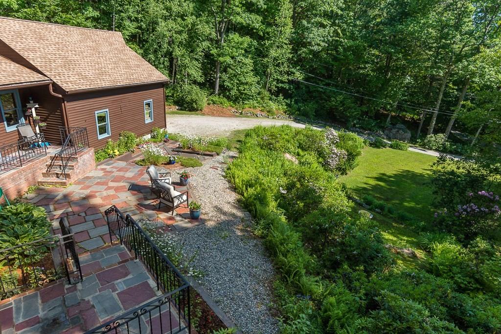 31 Mt Jefferson Road Hubbardston, MA 01452 - Photo 3 of 42 Gallery Image 3