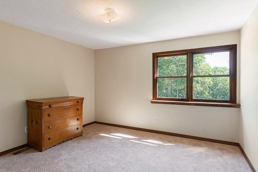 31 Mt Jefferson Road Hubbardston, MA 01452 - Photo 34 of 42 Gallery Image 34