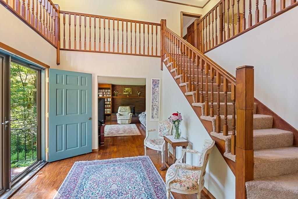 31 Mt Jefferson Road Hubbardston, MA 01452 - Photo 5 of 42 Gallery Image 5