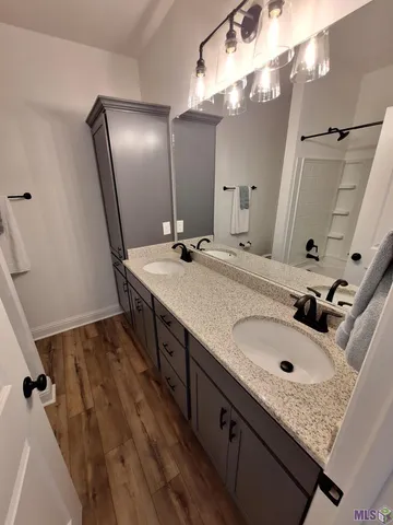 $2,154 | 8001 Pine Valley Drive, Baton Rouge, LA 70817