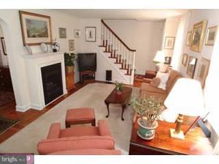 389 Grange Road Wayne, PA 19087 - Photo 2 of 6