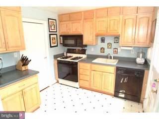 389 Grange Road Wayne, PA 19087 - Photo 4 of 6