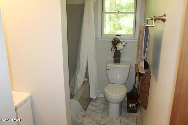 236 Lakeview Road Lackawaxen, PA 18435 - Photo 3 of 31 Bath 2