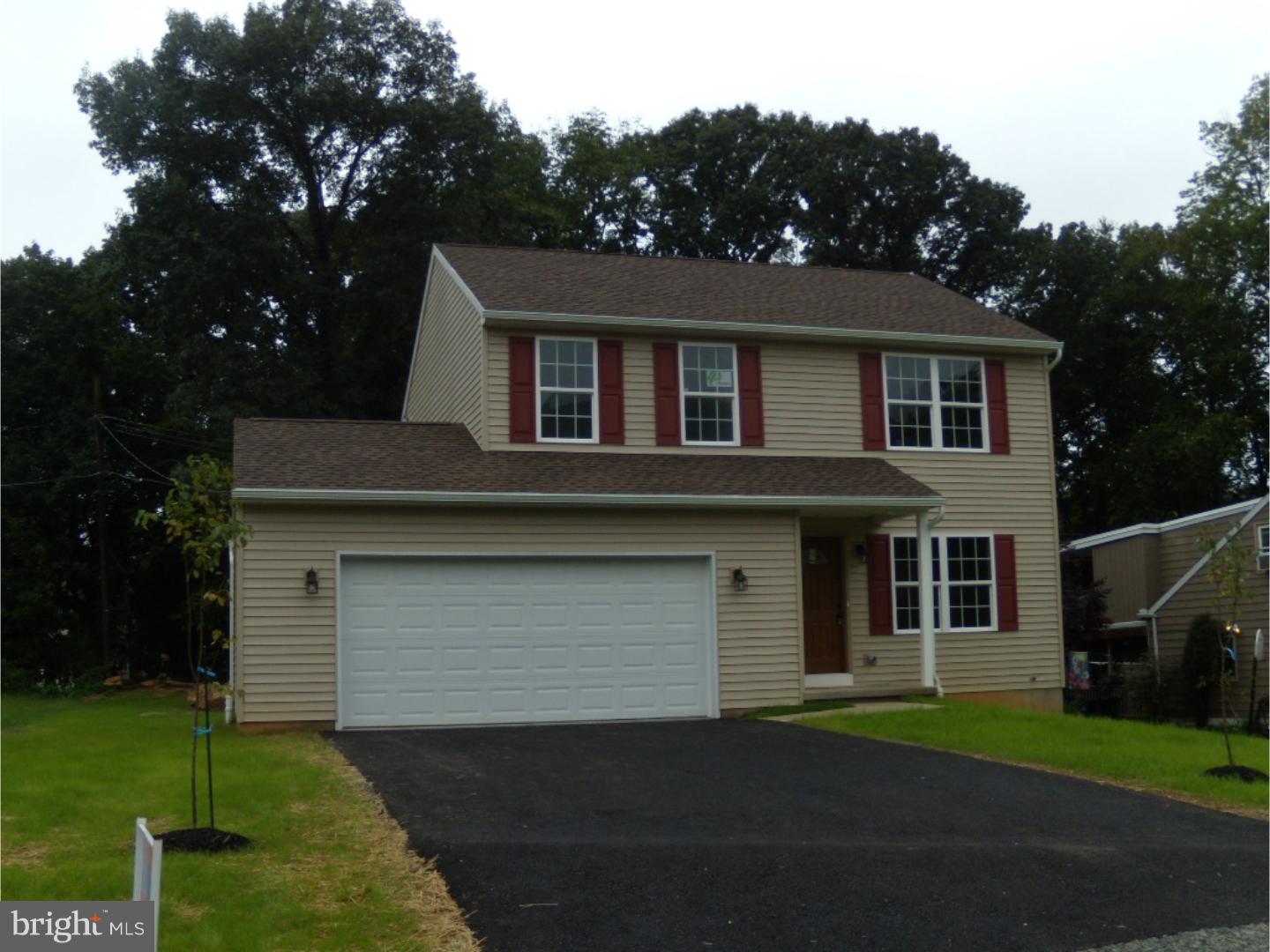 11 Ranor Court Reading, PA 19606 - Photo 2 of 19 Gallery Image 2