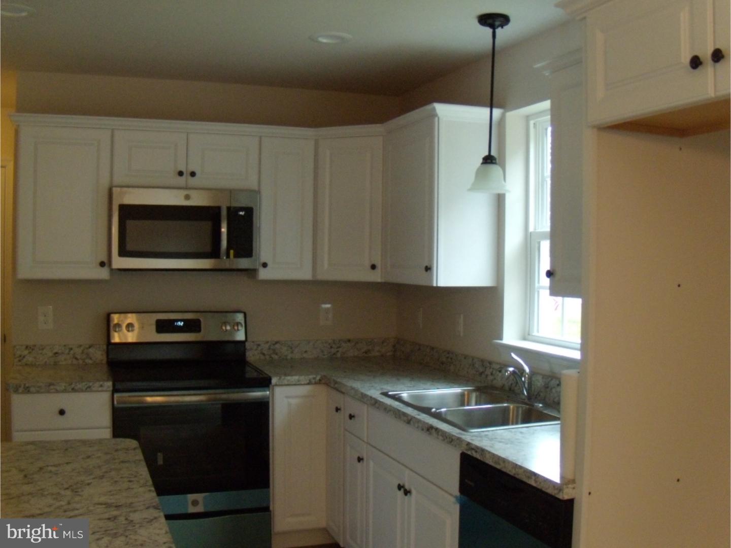 11 Ranor Court Reading, PA 19606 - Photo 11 of 19 Kitchen
