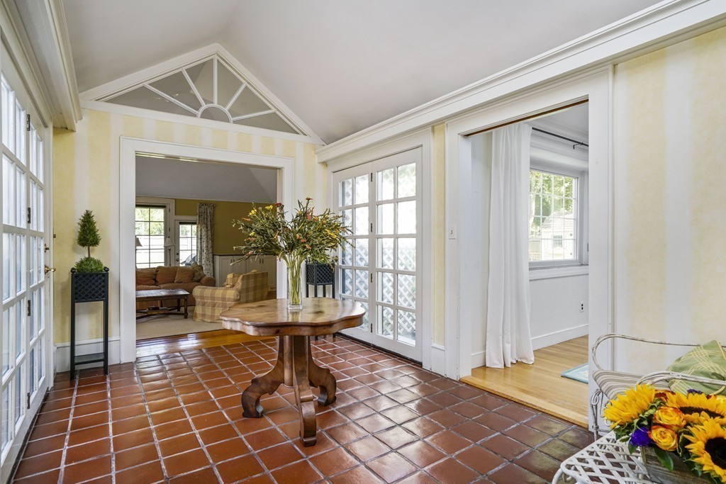 84 Indian Spring Road Milton, MA 02186 - Photo 9 of 26 Gallery Image 9