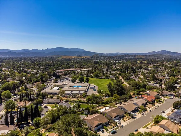 $1,145,000 | 2936 Rollings Avenue, Thousand Oaks, CA 91360