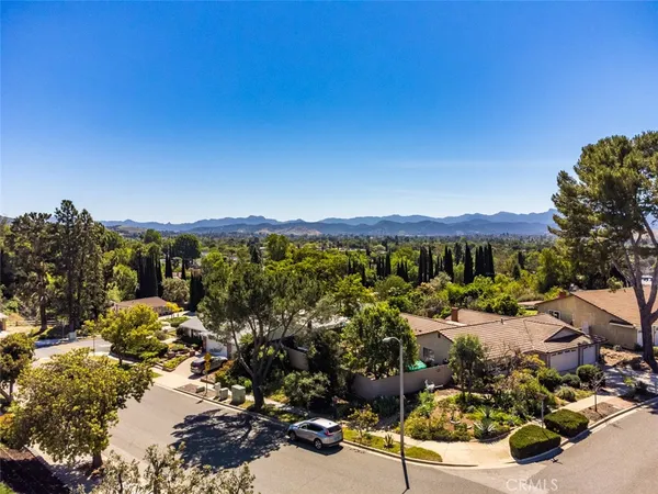 $1,145,000 | 2936 Rollings Avenue, Thousand Oaks, CA 91360