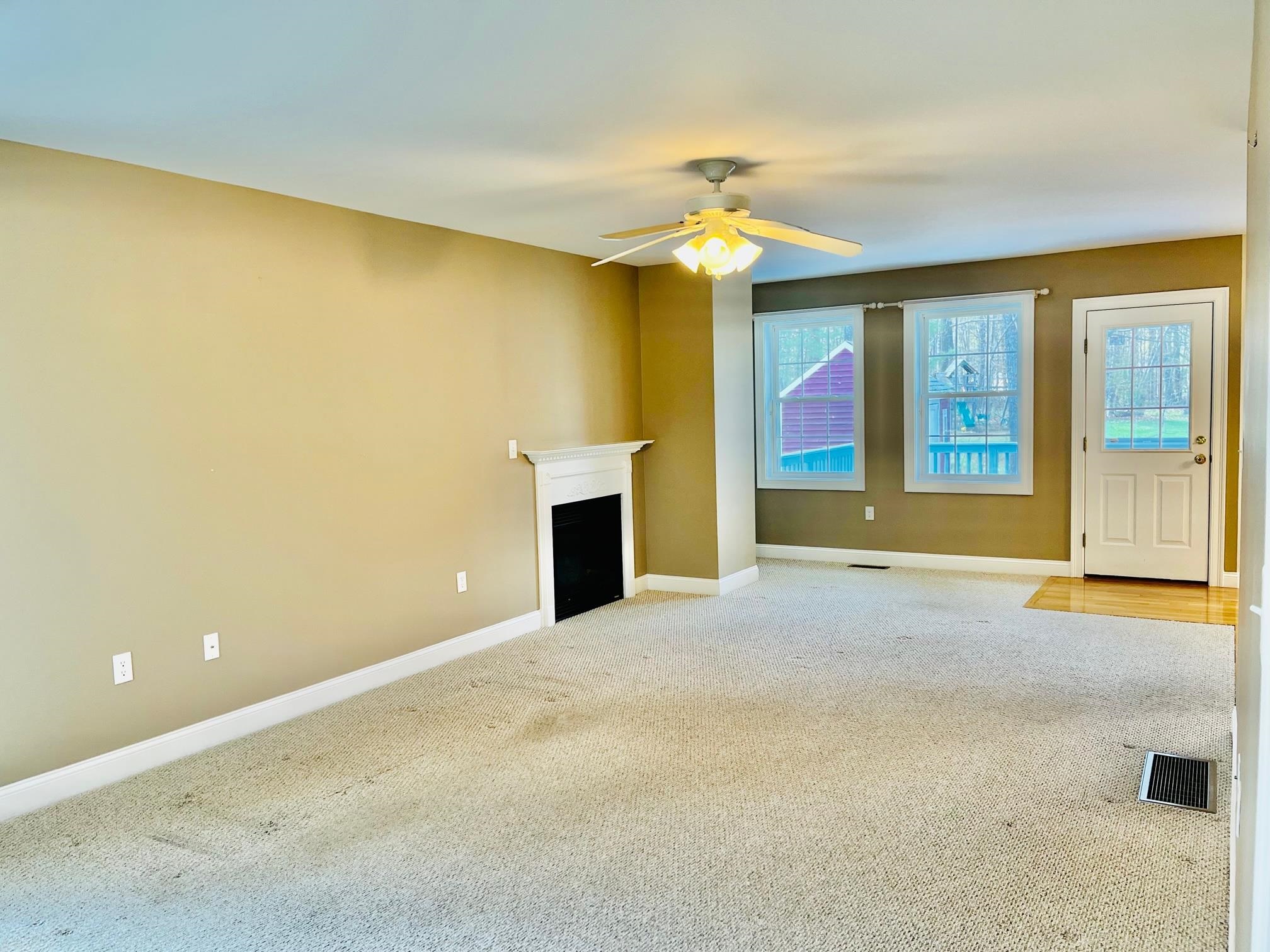 124 Blacksnake Road Seabrook, NH 03874 - Photo 11 of 31