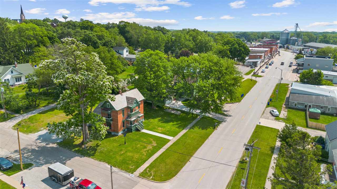 191 West First Street Riverside, IA 52327 - Photo 5 of 54 Gallery Image 5
