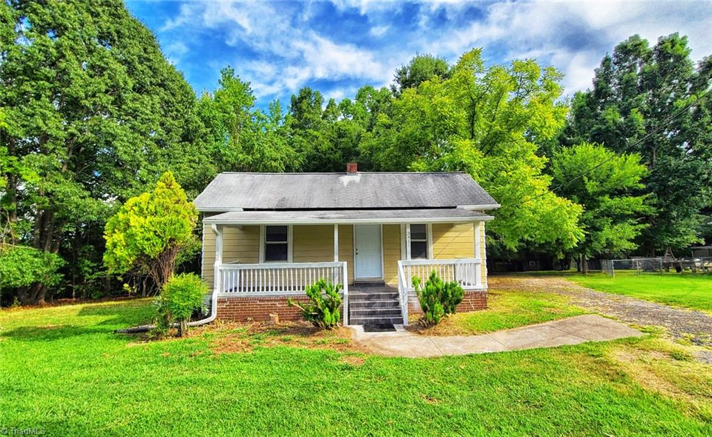 3411 Harper Road Clemmons, NC 27012 - Photo 1 of 39 Gallery Image 1