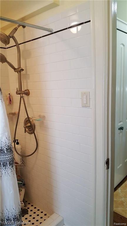 912 Barrington Road Grosse Pointe Park, MI 48230 - Photo 22 of 26